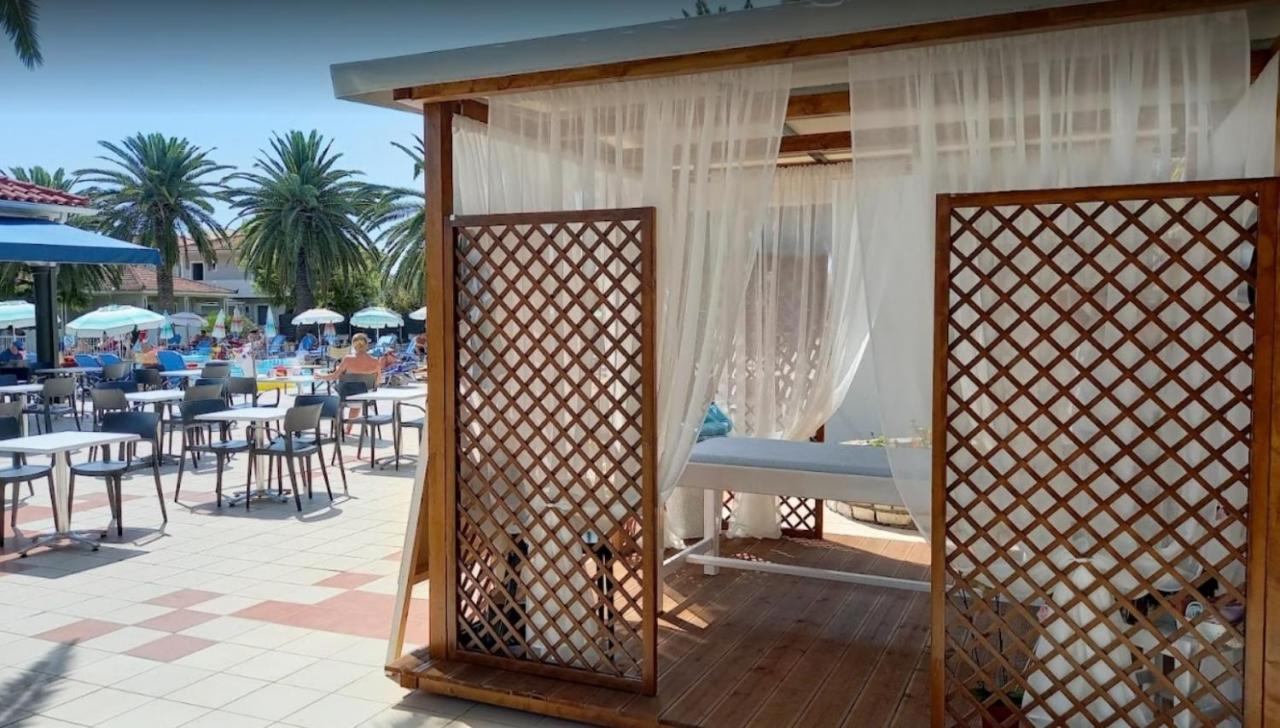 Margarita Hotel Лаганас Экстерьер фото